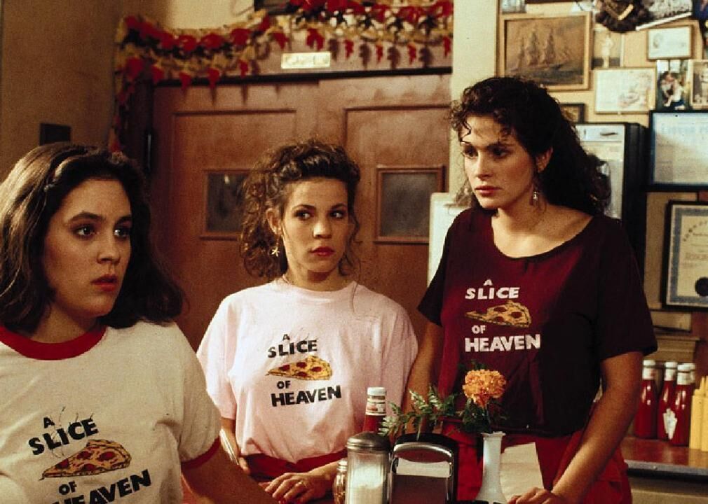 Mystic Pizza (1988)